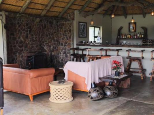 Ngonyam Safari Lodge - Lounge or bar