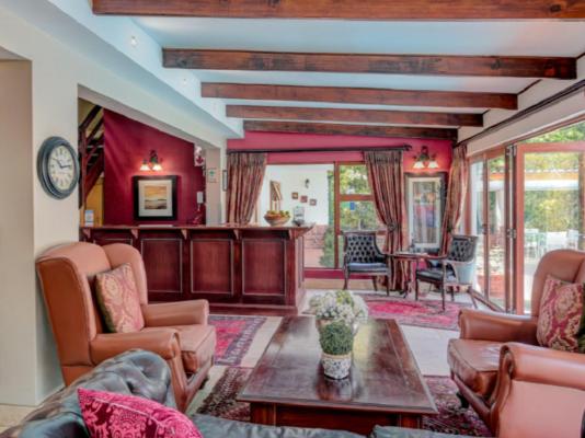 Sunninghill Guest Lodge - 260579