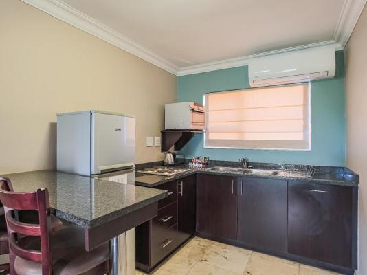 Sunninghill Guest Lodge - 260587