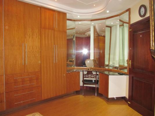 Kosmos Manor - 260775