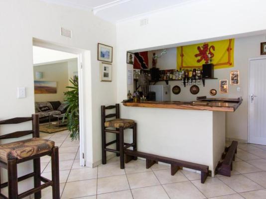 Parkers Cottages - 260820