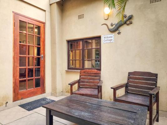 Parkers Cottages - 260821