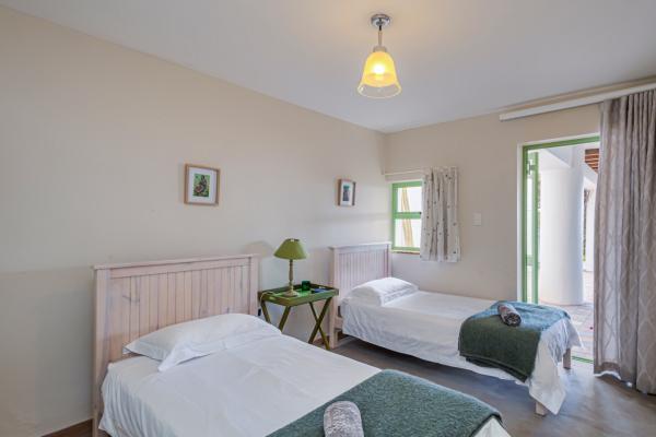 43 On Artemis, Langebaan, 8-Sleeper - 260930