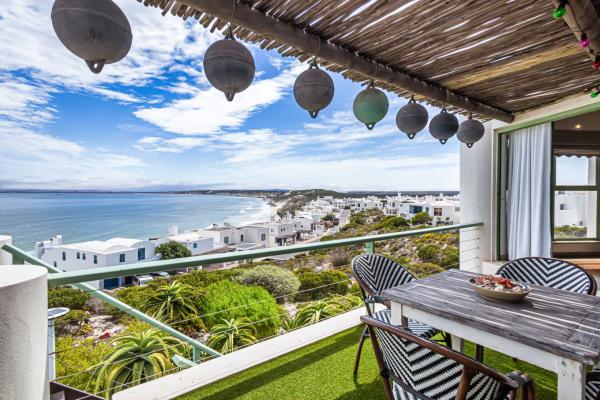 43 On Artemis, Langebaan, 8-Sleeper - 260935