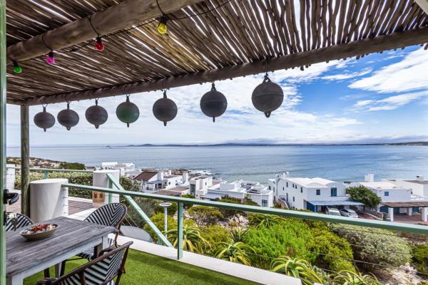 43 On Artemis, Langebaan, 8-Sleeper - 260936