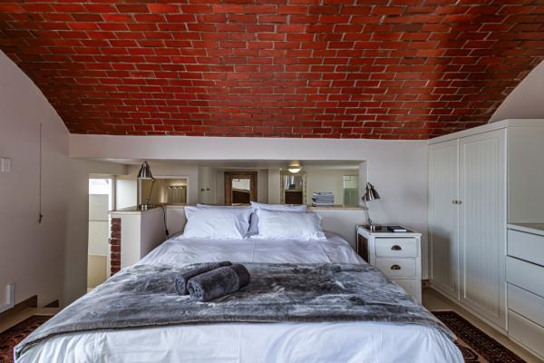 43 On Artemis, Langebaan, 8-Sleeper - 260944