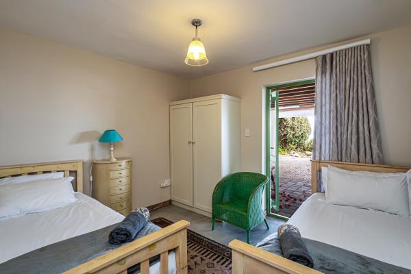 43 On Artemis, Langebaan, 8-Sleeper - 260960