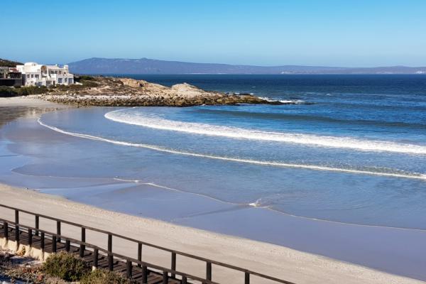 43 On Artemis, Langebaan, 8-Sleeper - 260969