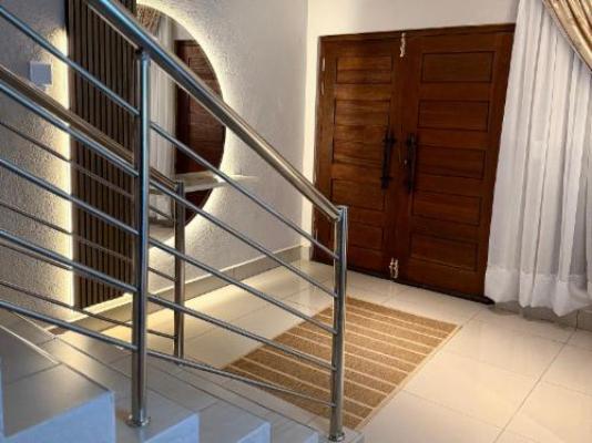 Liquid Blue - Facade or entrance