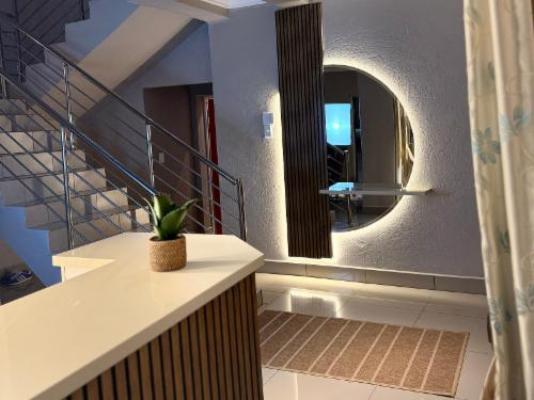 Liquid Blue - Decorative detail