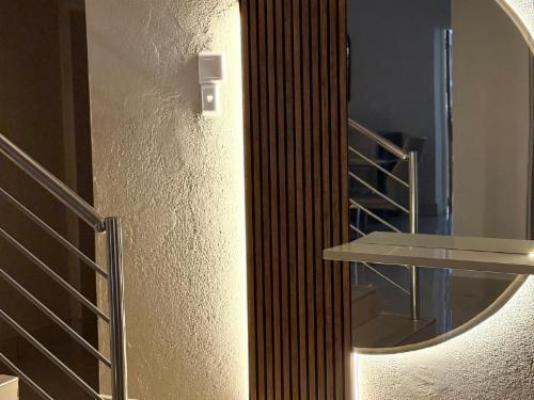 Liquid Blue - Decorative detail