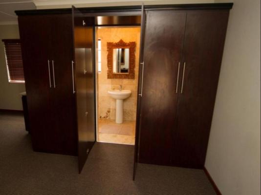 The Black Swann B&B - 261049