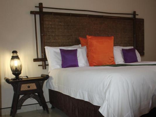 Room image 17