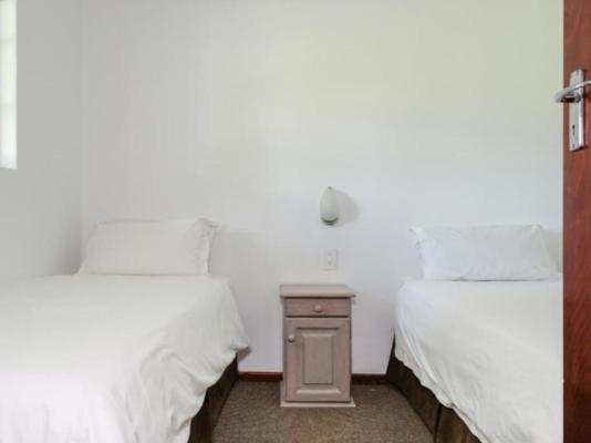 Houw Hoek Hotel - 261234