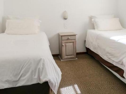 Houw Hoek Hotel - 261245