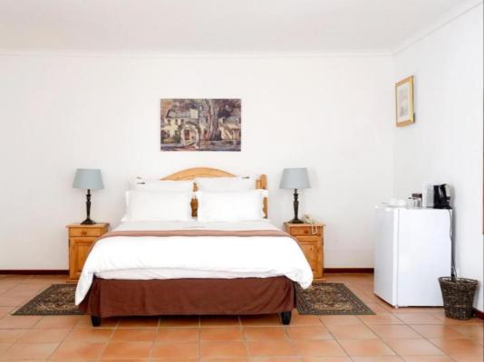 Houw Hoek Hotel - 261257