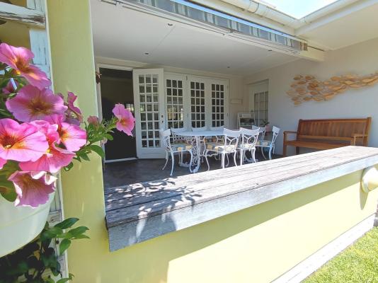 On The Bay Bed and Breakfast - 261550