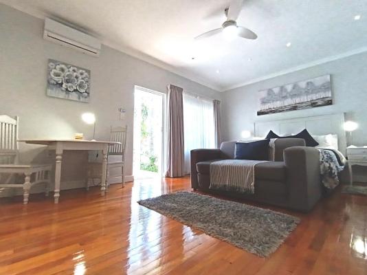 On The Bay Bed and Breakfast - 261562