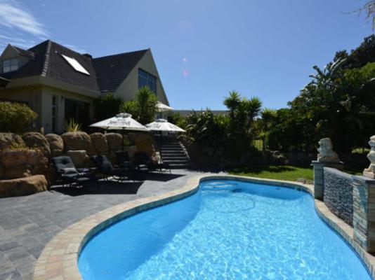 Mandalay Beach Guest House - 261573