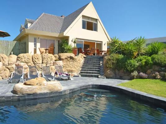 Mandalay Beach Guest House - 261581