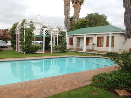 A Tapestry Garden Guest House - 261614