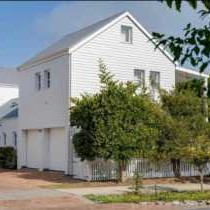 Soft Shore House C31 - Property / Building