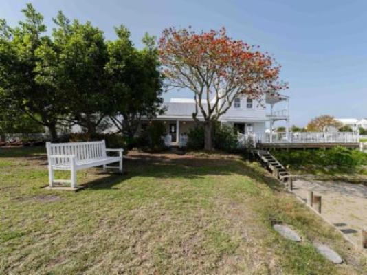 Soft Shore House C31 - Garden