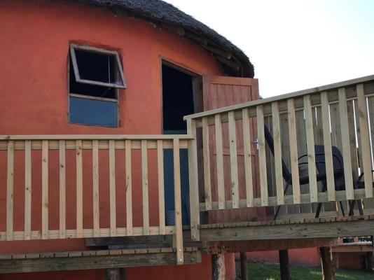 Swell Eco Lodge - 261824