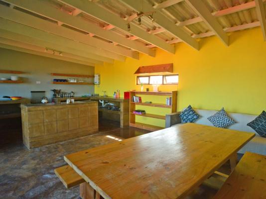Swell Eco Lodge - 261841