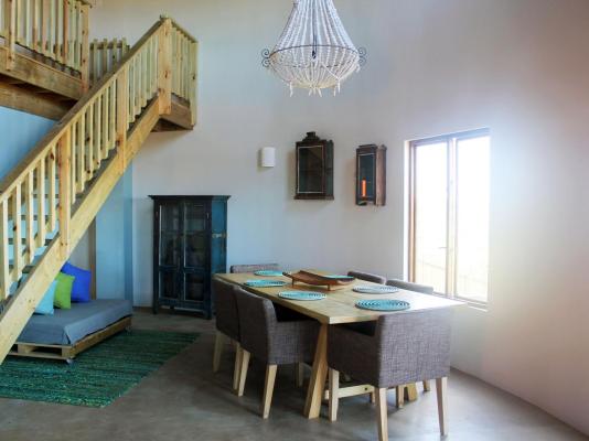 Swell Eco Lodge - 261855