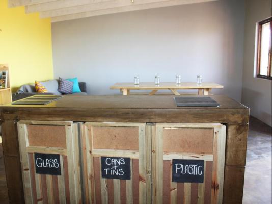 Swell Eco Lodge - 261865