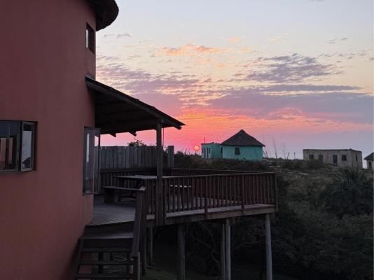 Swell Eco Lodge - 261878