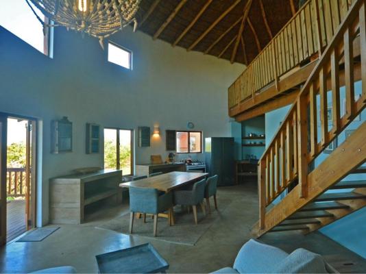 Swell Eco Lodge - 261884