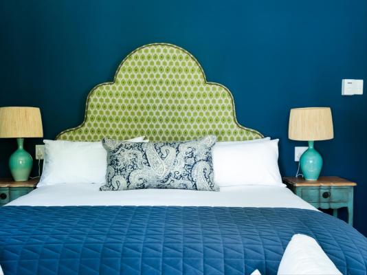 Hillingdale on Alexandra - 261914