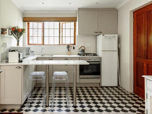 Hillingdale on Alexandra - 261918