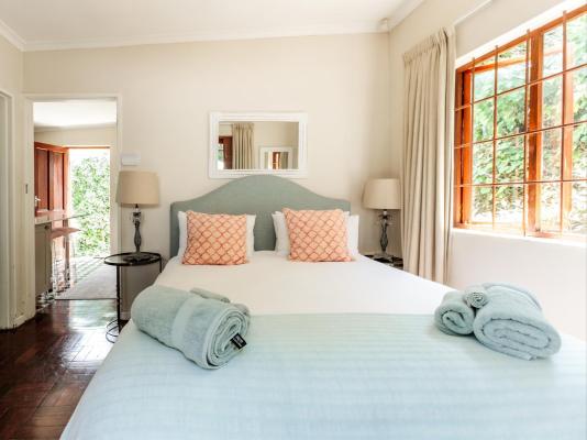 Hillingdale on Alexandra - 261919