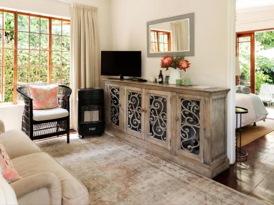 Hillingdale on Alexandra - 261923