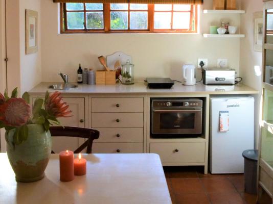 Hillingdale on Alexandra - 261940