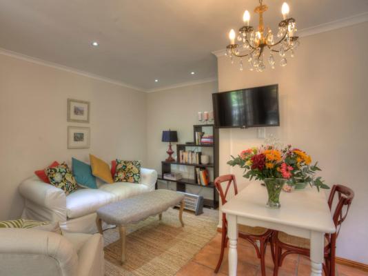 Hillingdale on Alexandra - 261941