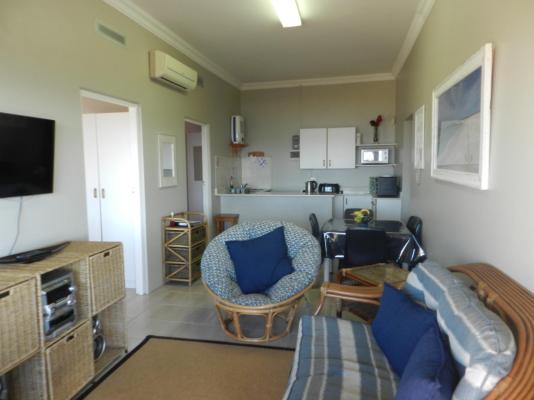 The Sparrow's Nest Beach Cottage - 262050