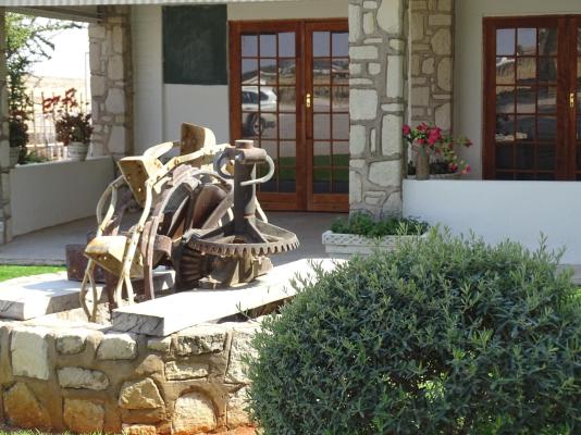 Kalahari Farmhouse - 262112