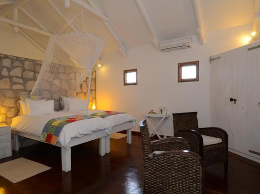 Kalahari Farmhouse - 262122