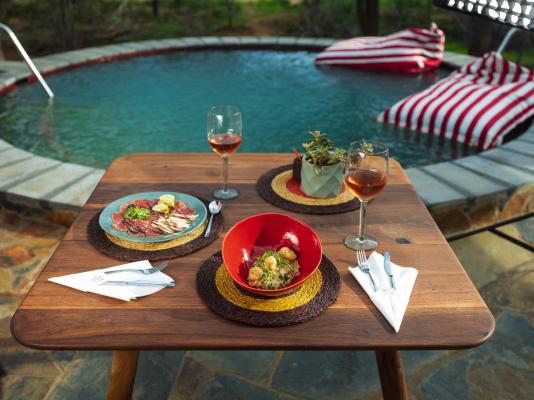 Mbazo & Dzombo Safaris - 262277