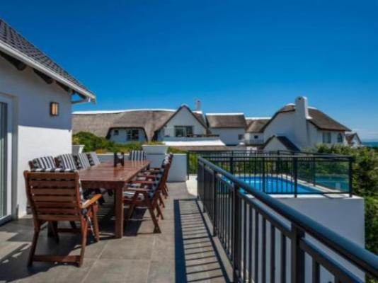 Lieben Marelei - Patio