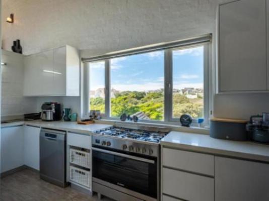 Lieben Marelei - Kitchenette