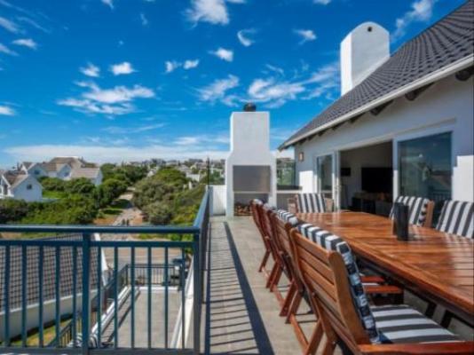 Lieben Marelei - Neighbourhood