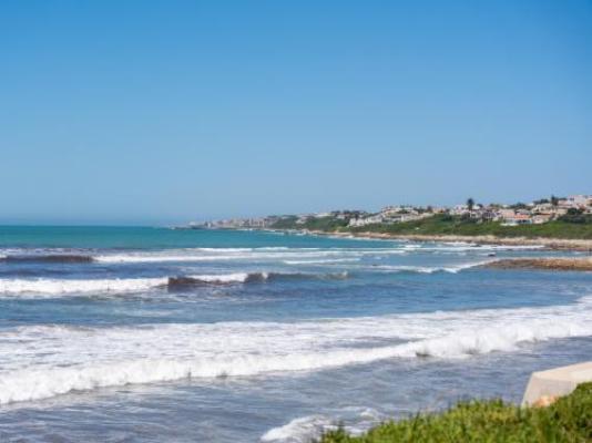 Lieben Marelei - Neighbourhood