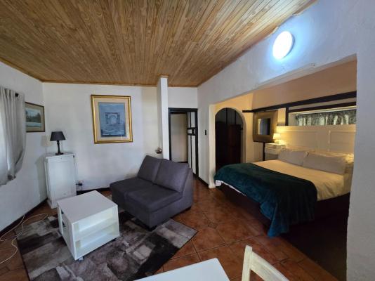 Beverly Hills Lodge - 262428