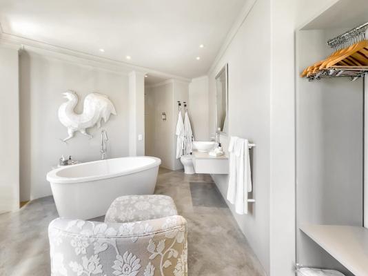 Rouge on Rose Boutique Hotel - 262588