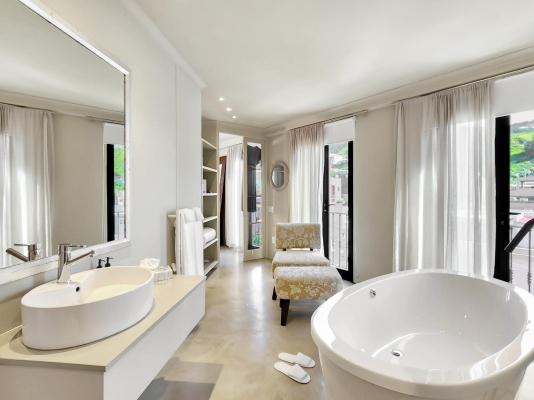 Room image 2